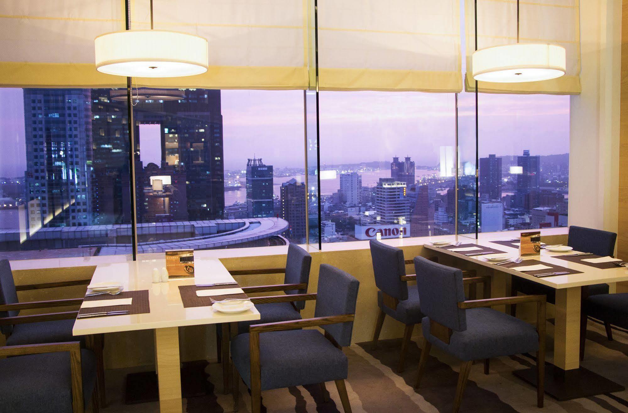 Hotel Cozzi Zhongshan Kaohsiung Dış mekan fotoğraf