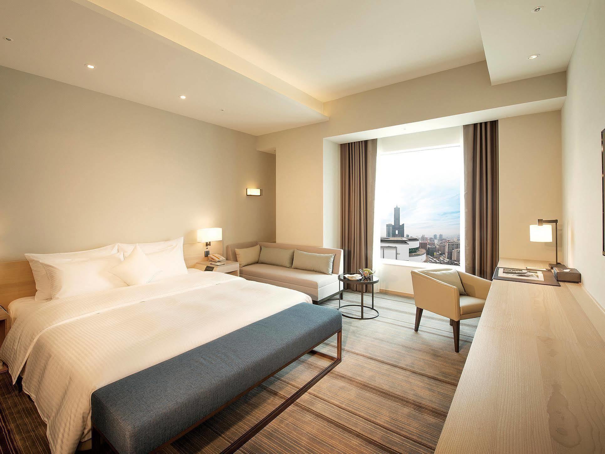 Hotel Cozzi Zhongshan Kaohsiung Dış mekan fotoğraf